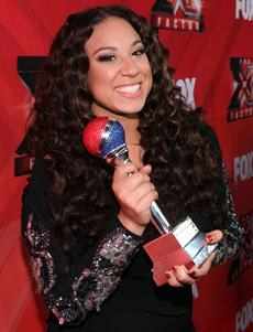 Melanie-Amaro-signs-with-Epic-Records